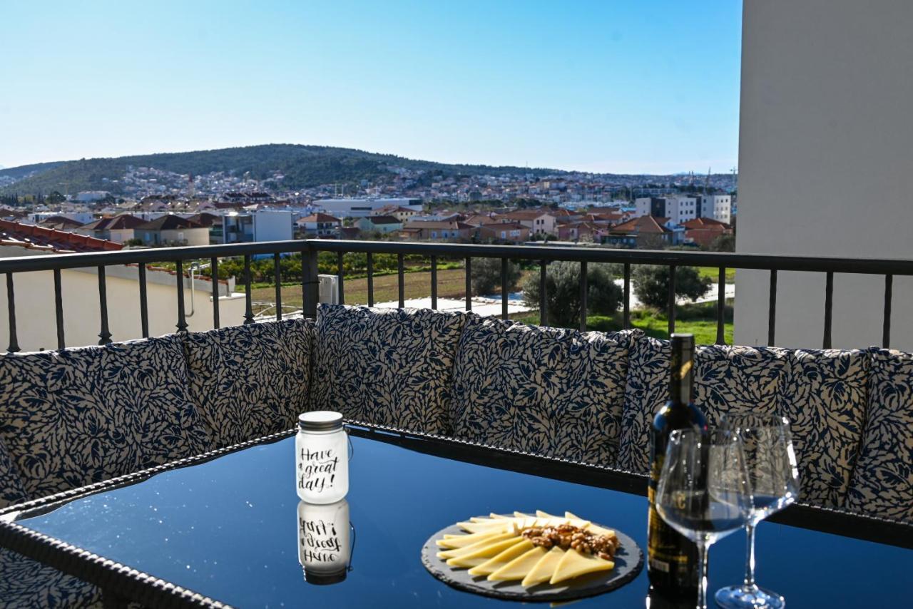 Apartment Marko Trogir Exterior foto